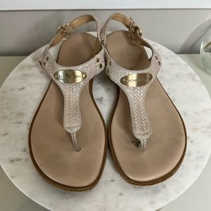 Michael Kors 8.5 leather sandal